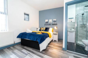 Comfy, modern studio with Netflix